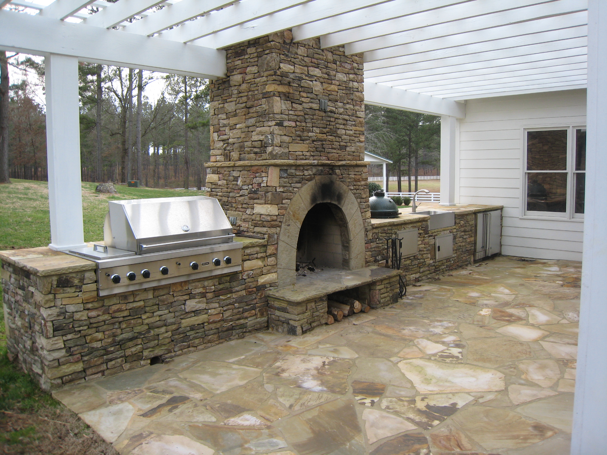 Outdoor kitchen in Eagle